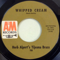 Whipped Cream / Las Mananitas